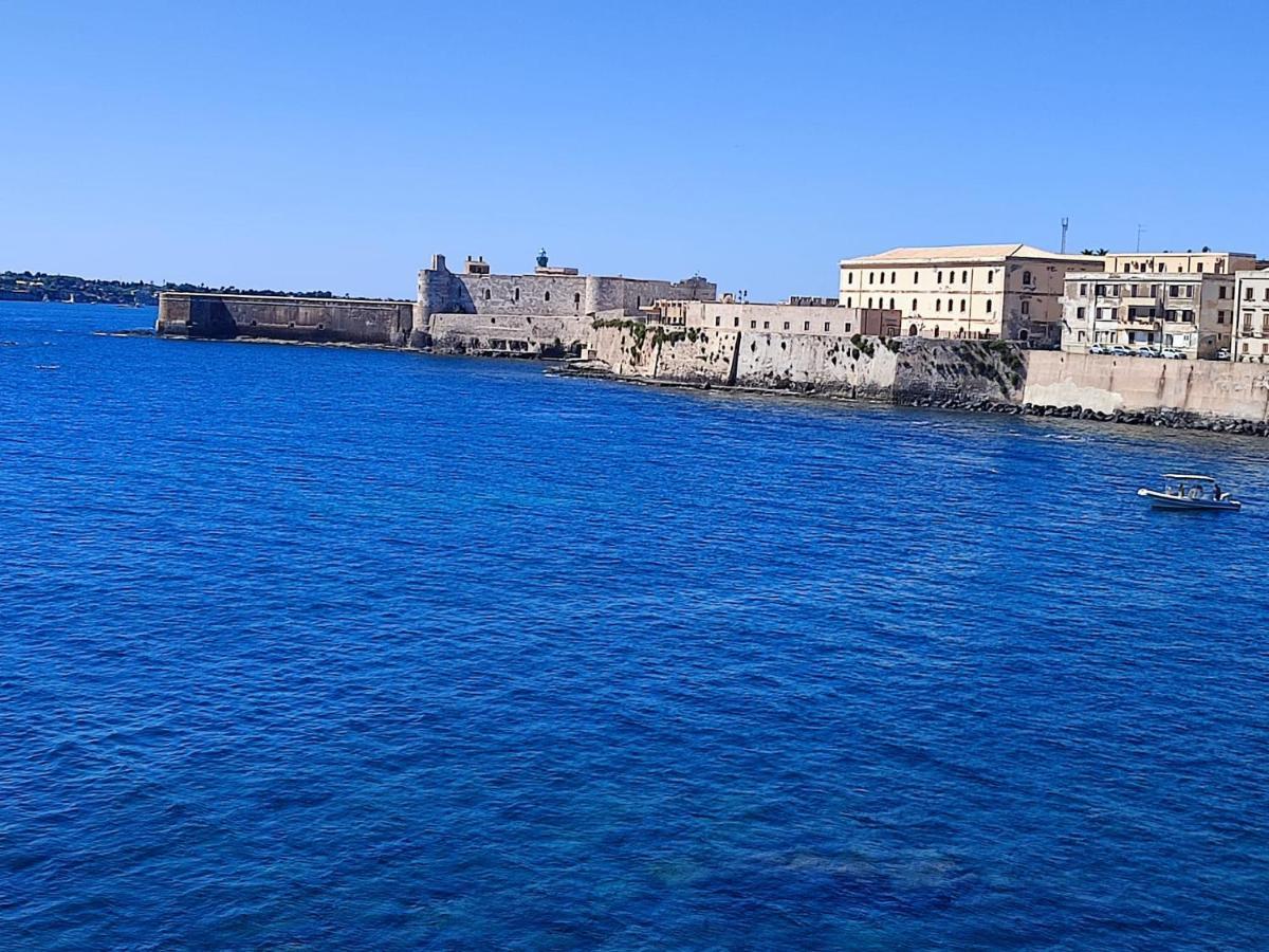 La Casetta Di Diana Ortigia Syrakusa Exteriör bild